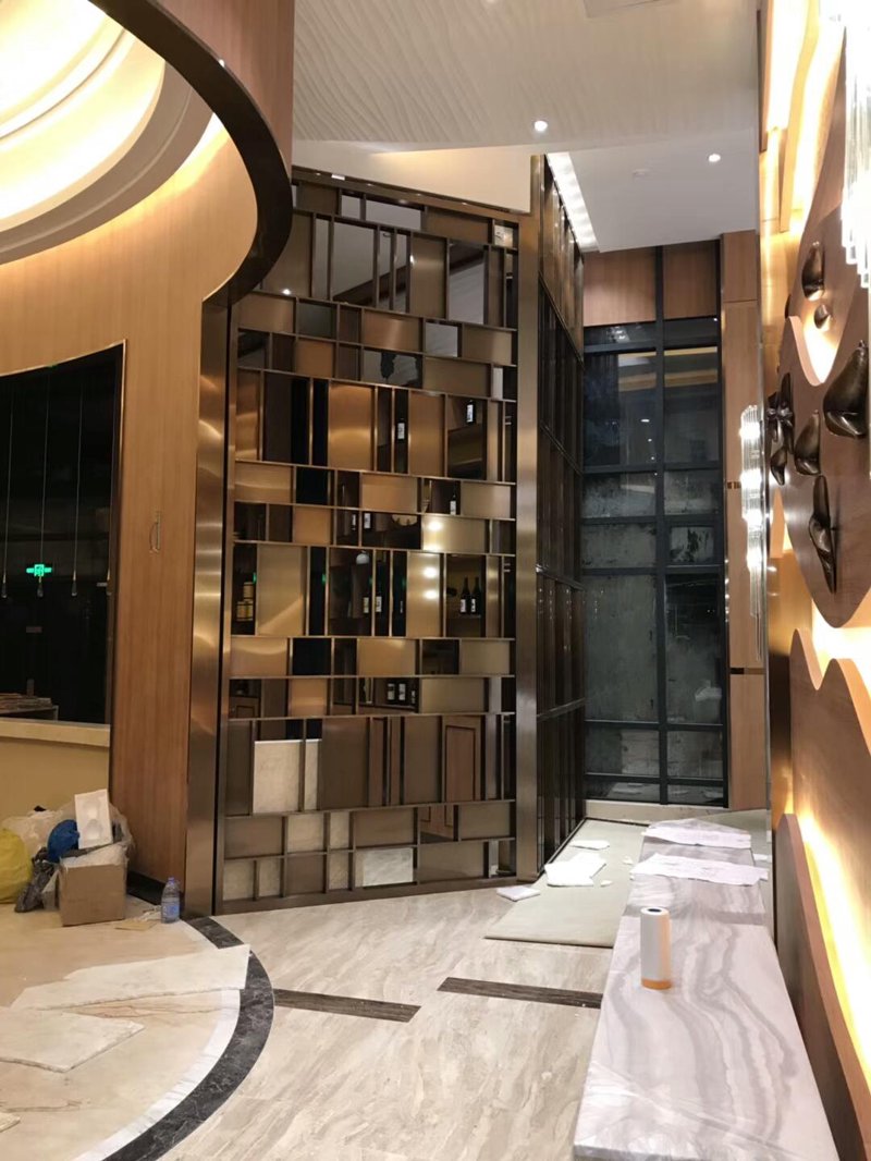 不锈钢装饰选购指南：打造美观与耐用并存的艺术品