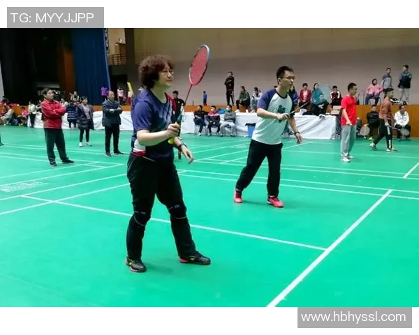 广州羽毛球队与西安羽毛球队赛后复盘速度对比分析与战术探讨